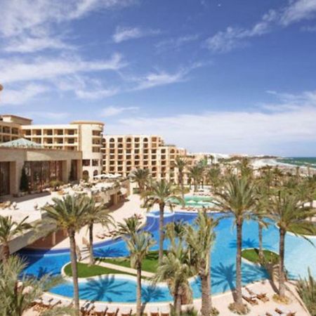 Moevenpick Resort & Marine Spa Susa Esterno foto The Royal Mirage Hotel