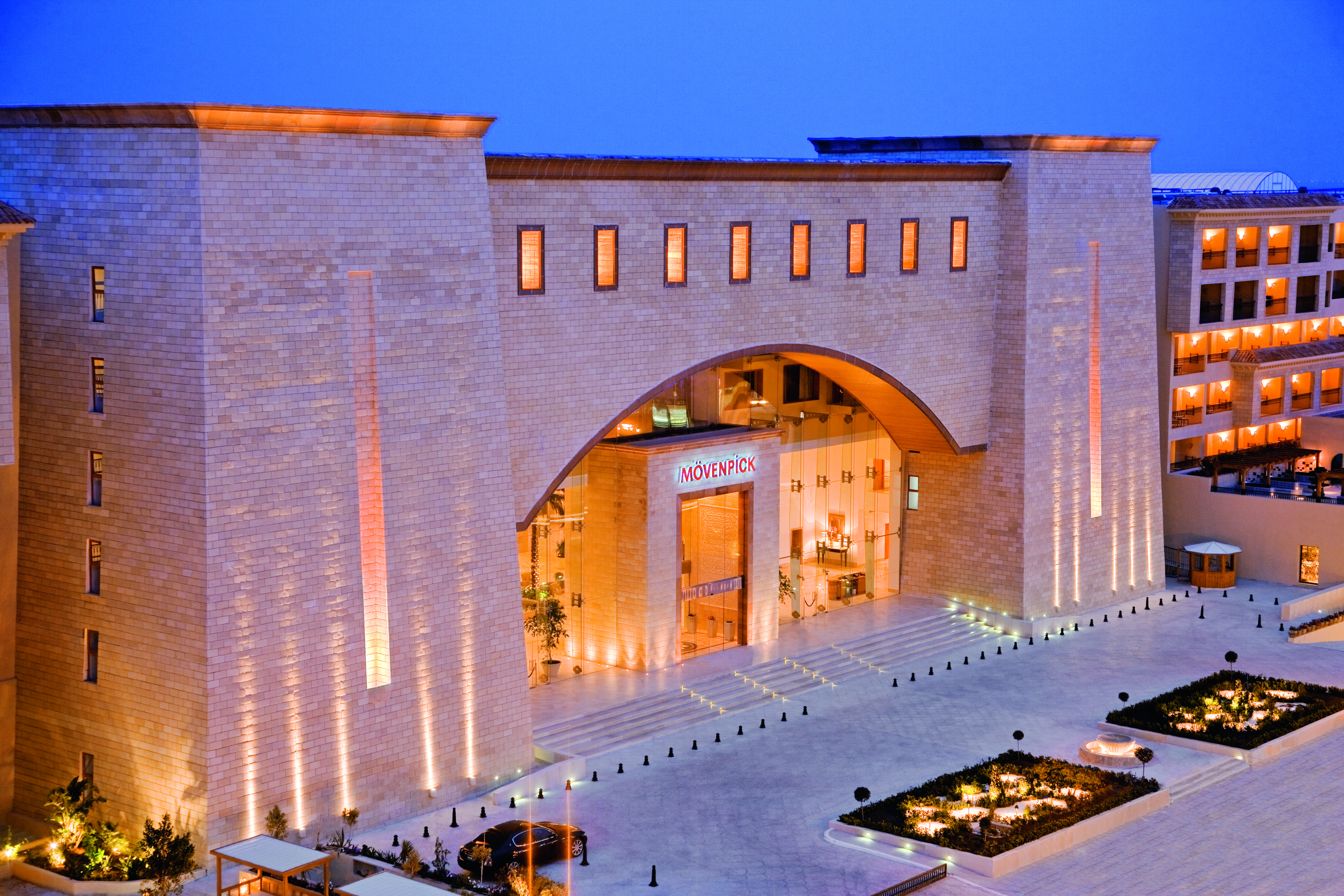 Moevenpick Resort & Marine Spa Susa Esterno foto The main entrance of the resort