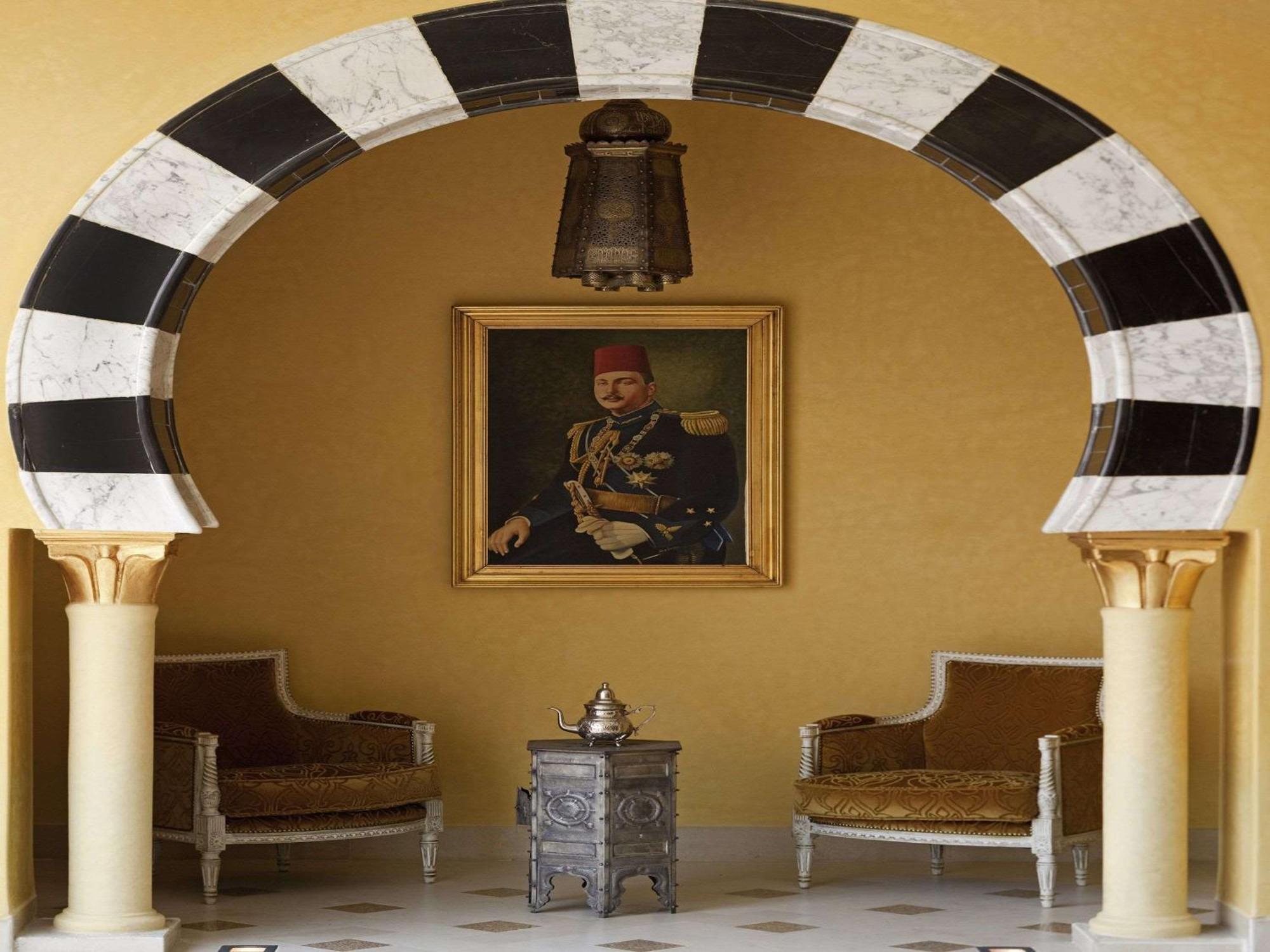 Moevenpick Resort & Marine Spa Susa Esterno foto A portrait of King Farouk I of Egypt