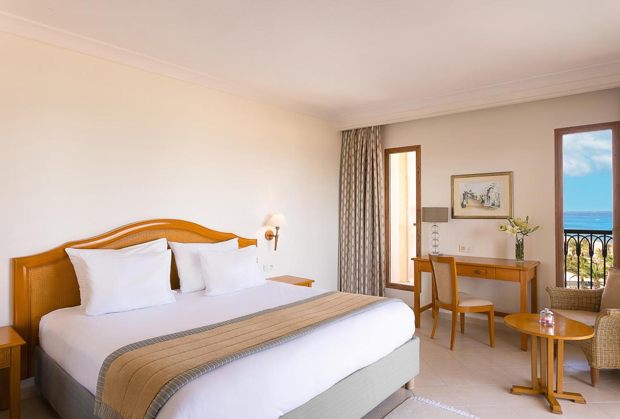 Moevenpick Resort & Marine Spa Susa Esterno foto A room at the hotel