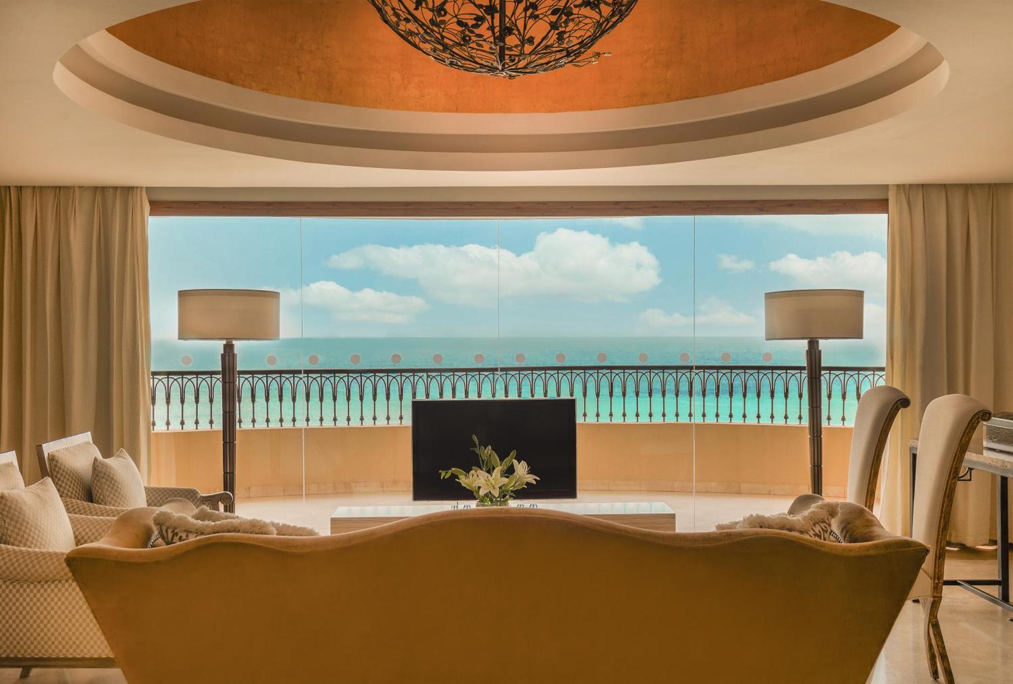 Moevenpick Resort & Marine Spa Susa Esterno foto A view from a suite at the Atlantis Paradise Island